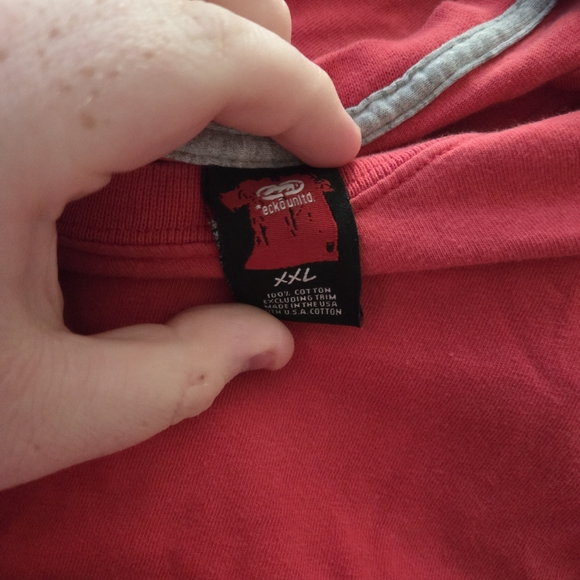 Ecko Unlimited Red Long Sleeve Tee - Picture 3 of 4